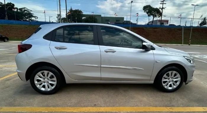 Chevrolet Onix Hatch LT 1.0 12V Flex Mec. 4P 2022