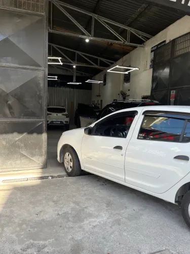 Vaga instalador ou auxiliar de auto elétrica 