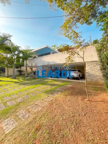 CASA EM CONDOMÍNIO - ALPHAVILLE - SP
