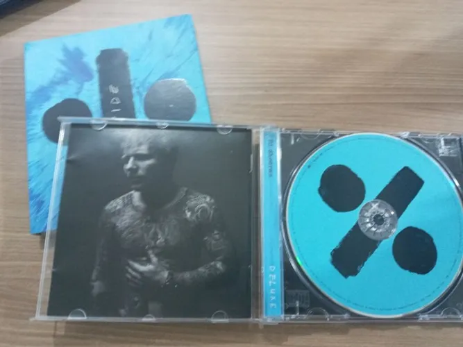 CD ÷ Ed SHEERAN