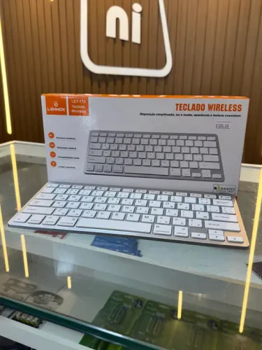Teclado Wireless Bluetooth Branco/Prata