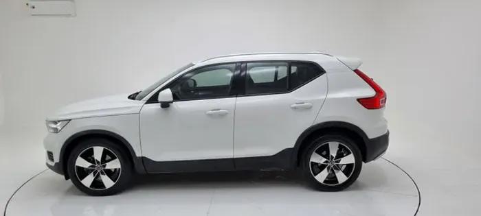 Volvo XC40 T-5 Momentum 2.0 252cv AWD 2019