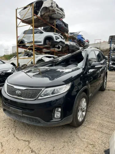 Kia Sorento 3.5 V6 2014 Gasolina AWD Automatica - 277cvs - Vendida em Peças 