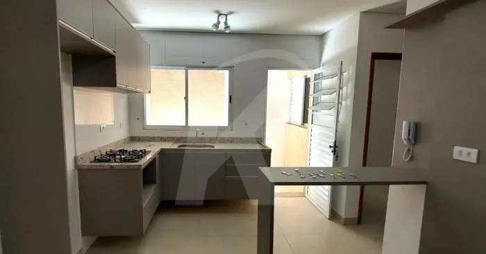 Condomínio fechado com 2 quartos semimobiliado - Vila Guilherme