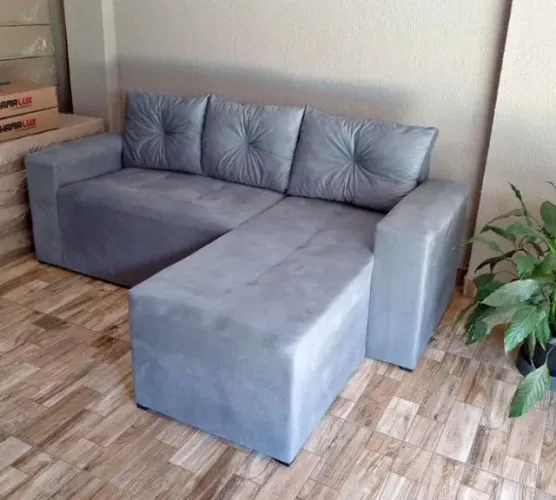 Sofá com chaise