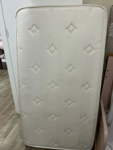 Oportunidade! BERÇO E MINI CAMA - MADEIRA MACIÇA E MDF - SUPER NOVO