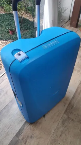 Mala de Viagem Azul