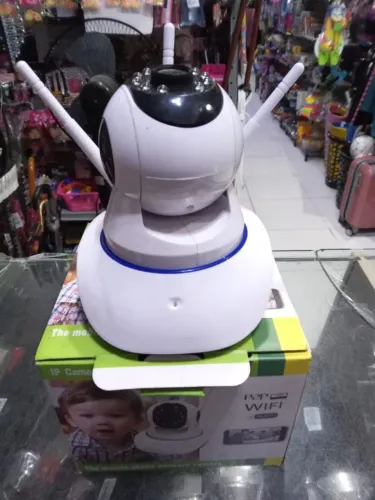 Camêra Wi-fi com sensor de movimento e infravermelho- R$ 110.00