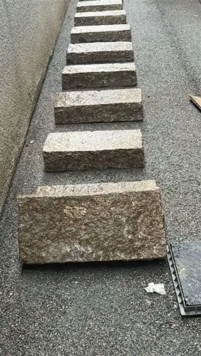 Vendo pedra de granito bruto