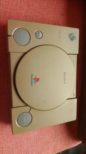 SUCATA VÍDEO GAME ANTIGO PLAYSTATION 1 PEÇAS SÓ VENDA NÃO TROCO POR NADA 