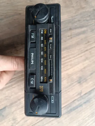 Rádio AM/FM Philips 371 - Usado para restaurar 