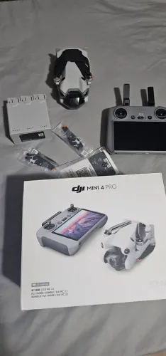 DJI MINI 4 PRO FLY MORE COMBO