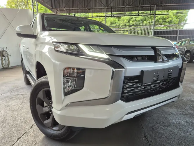Mitsubishi L200 Triton Sport GLS 2.4 CD Diesel Aut. 2025