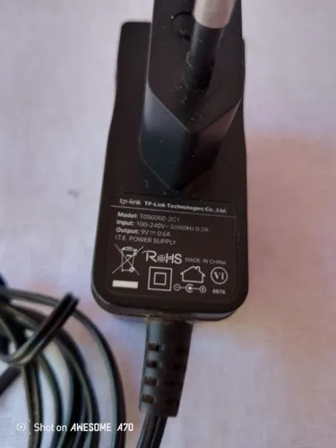 Carregador 9v. Bivolt.