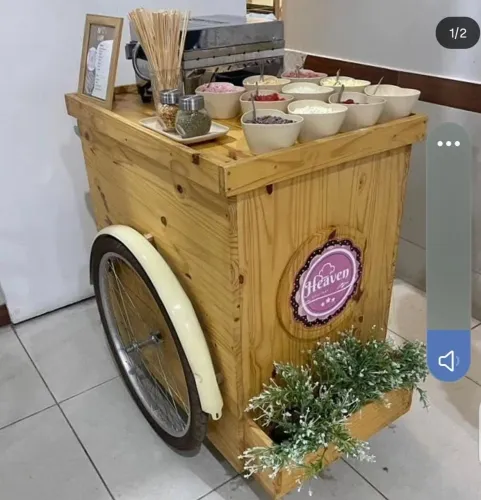 Carrinho para estação festa