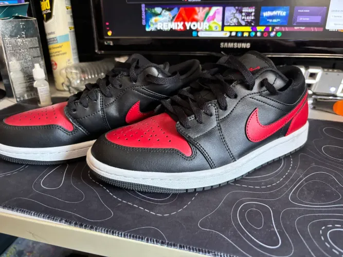 Nike air Jordan 1 Low OG (Preto e vermelho)