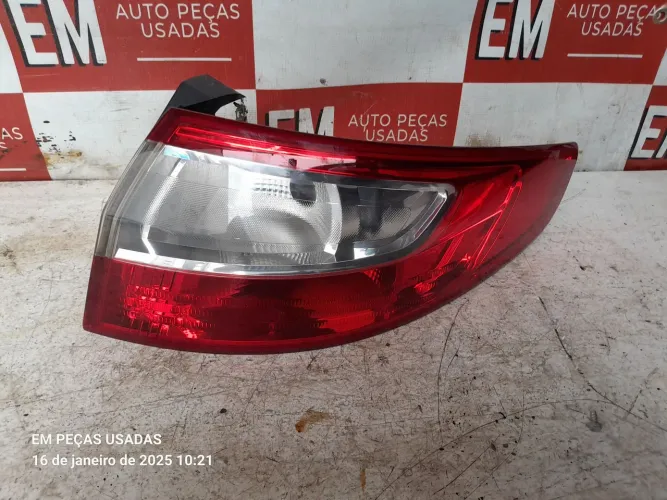 Lanterna traseira direita Renault fluence 2012 original 