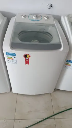 Vendo máquina de lavar roupa Eletrolux 12kg voltagem 220 entrego instalada com garantia 