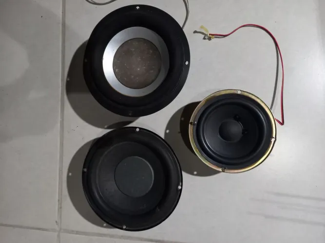 Autofalantes subwoofers para Home Theatre