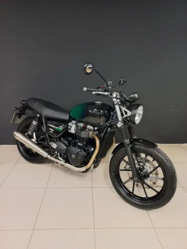 TRIUMPH SPEED TWIN 900 STEALTH EDITION