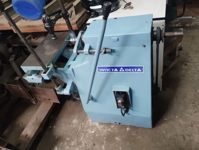 Furadeira horizontal