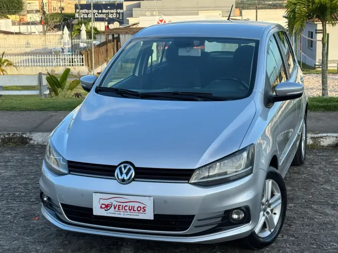 Volkswagen Fox Comfortline 1.6 Flex 8V 5P 2016