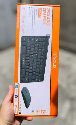 Teclado sem fio com mouse preto