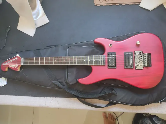 Guitarra Elétrica Washburn N2 - Nuno Signature