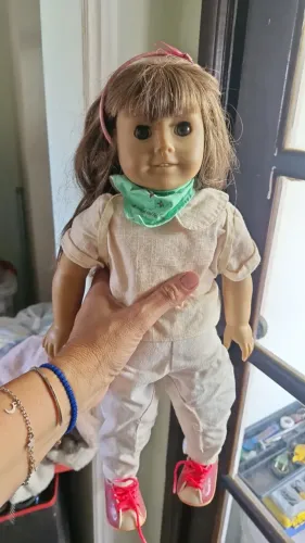 Boneca American Girl com roupa e acessorios