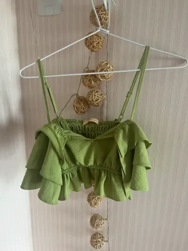 Conjunto SHEIN calça e top verde