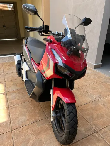 Honda ADV 150 scooter