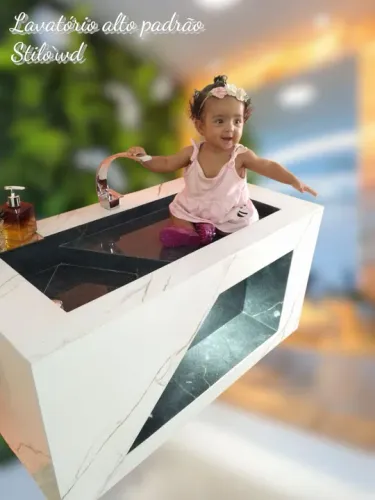 Lavatório alto padrão estilo moderno