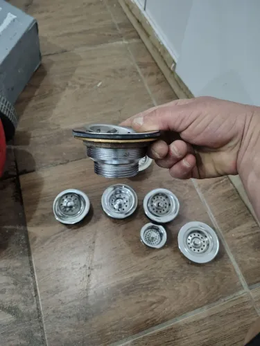 Válvulas americanoas pra cuba de inox 