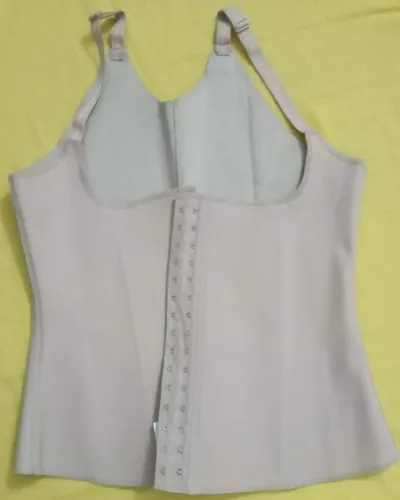 Camisete Modeladora Emborrachada Plus Size Esbelt