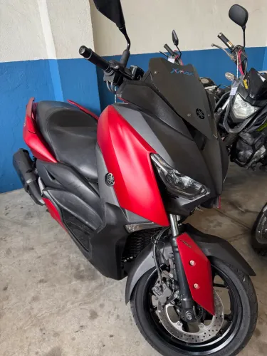 YAMAHA XMAX 250 2021