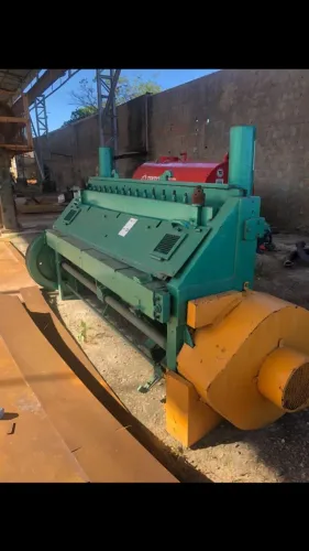 Guilhotine Mecânica Newton