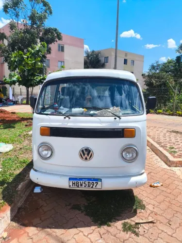 Volkswagen Kombi Escolar 1.6 MPI 2005