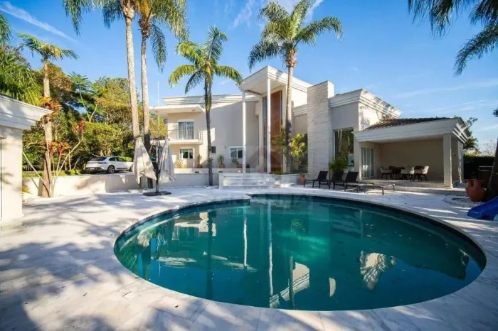 Condomínio Fechado | 547 m² | Vista Panorâmica | Lazer Completo