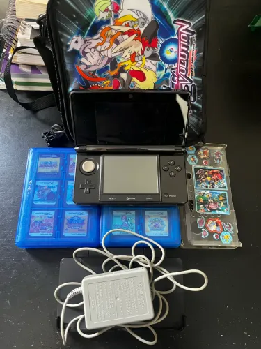 Nintendo 3DS + 37 jogos em japonês!
