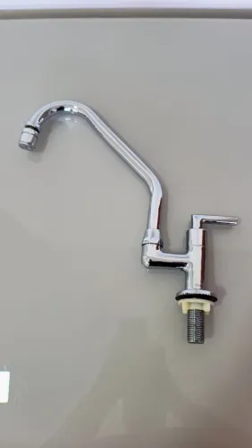 Torneira cozinha bica móvel cromada