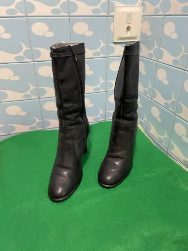 Bota Cano Médio Preta