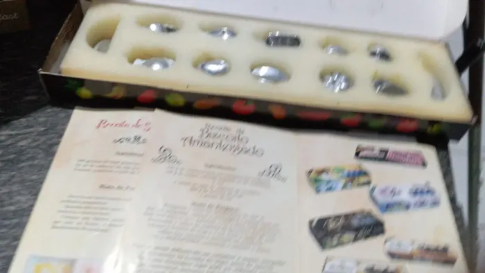 Biscoiteira 7 caixas mas livro de receita