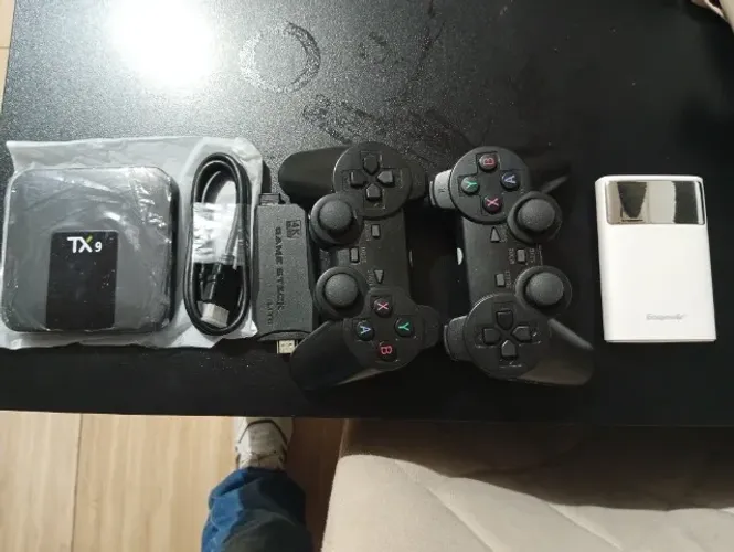 Conjunto 1 game stick 1 eco Power 1 TX box tx9 nunca usado