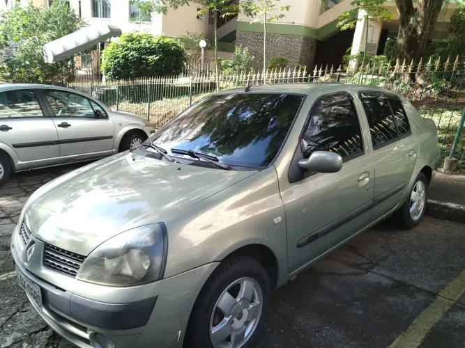 Renault Clio Sed.rt/privil.1.0/1.0 Hi-pow.16v 4P 2005