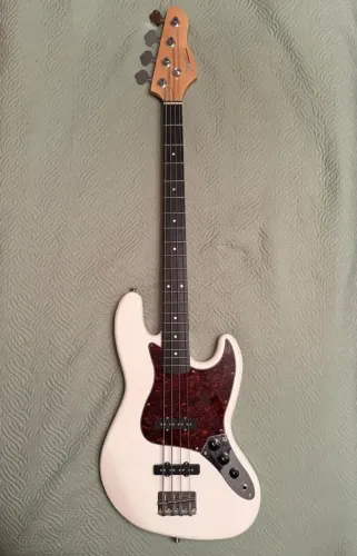BAIXO GIANNINI JAZZ BASS OLYMPIC WHITE IMPECÁVEL