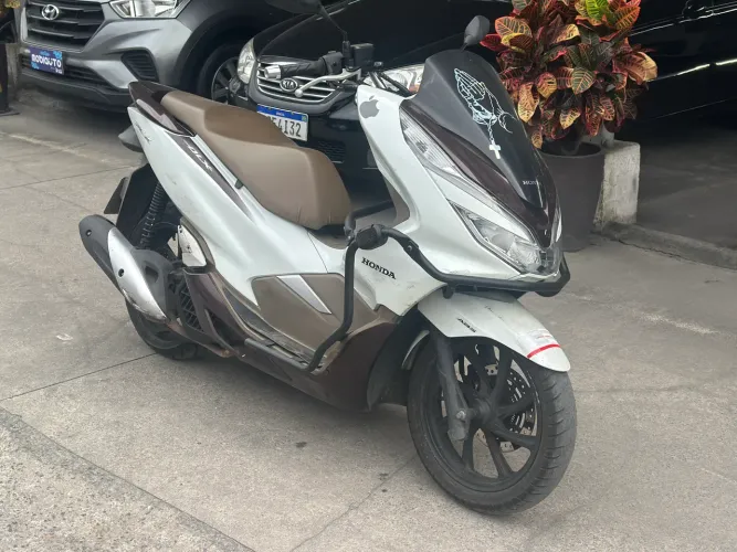 Pcx novinha 2021 dlx com abs