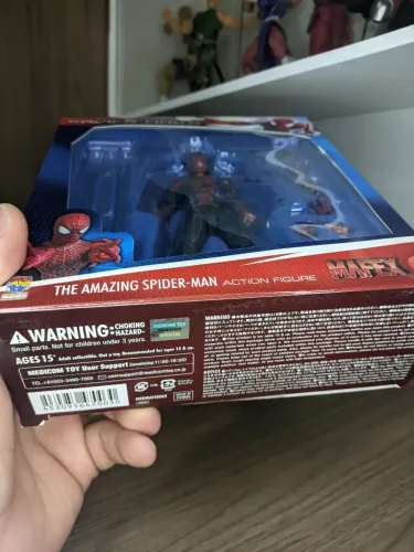 Spiderman Mafex 003