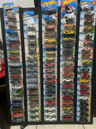 Coleção Hotwheels 300 minis lacradas novas
