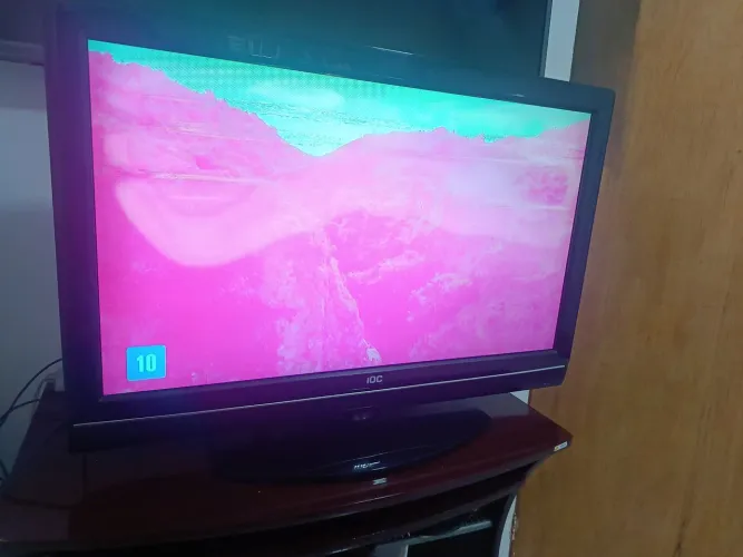 TV 32" AOC