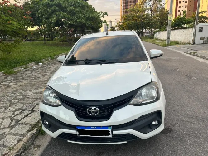 Toyota Etios X Plus Sedan 1.5 Flex 16V 4P Aut. 2020